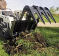 2025 Bobcat 82" Root Grapple - Image 4