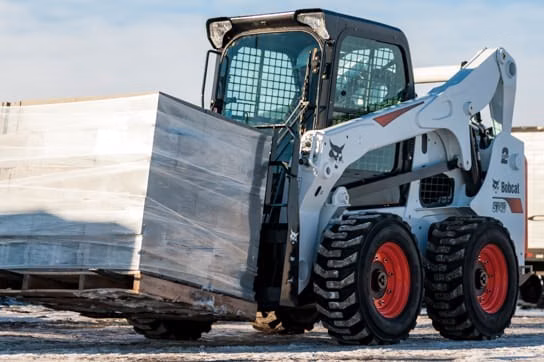 2022 Bobcat S740 - Image 3