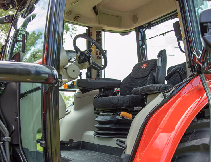 2023 Massey Ferguson 7724 S - Image 22