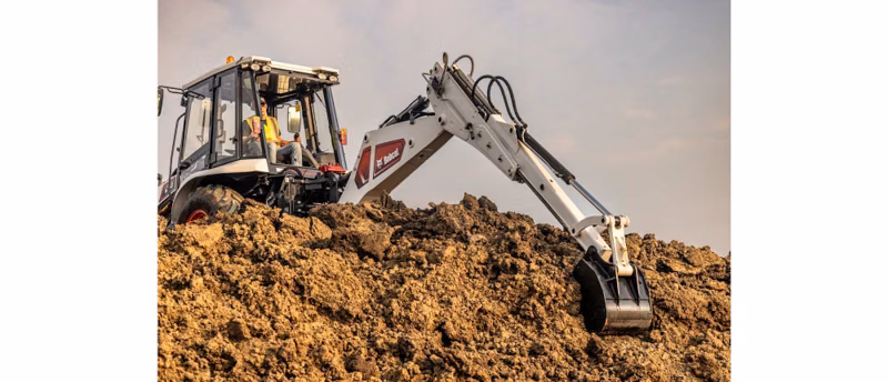 2026 Bobcat B760 Backhoe Loader - Image 9