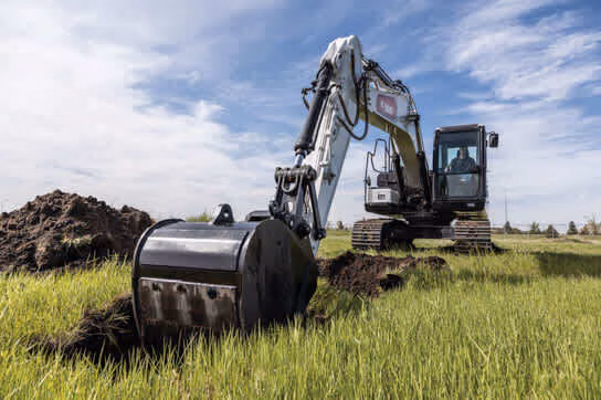 2025 Bobcat Bucket Rear - 32" - Image 4