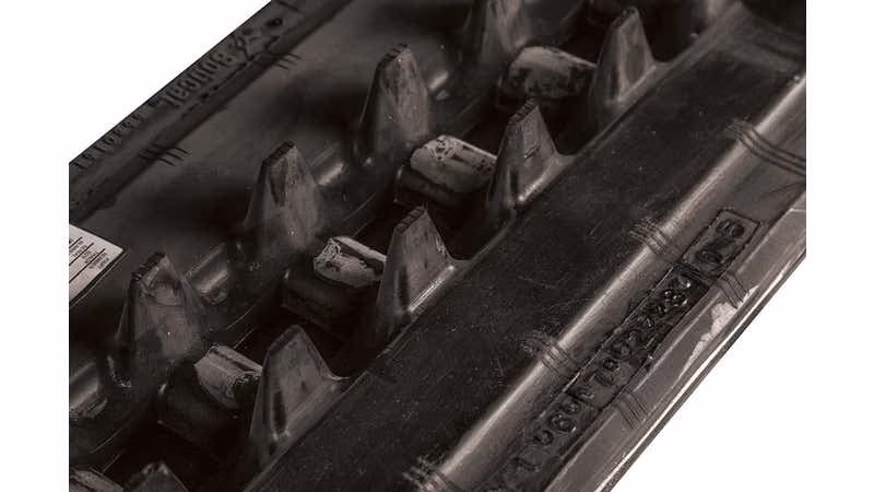 2025 Bobcat 12 Inch C-Pattern Loader Standard Duty Track (320 X 86 X 52) (7316760) - Image 3