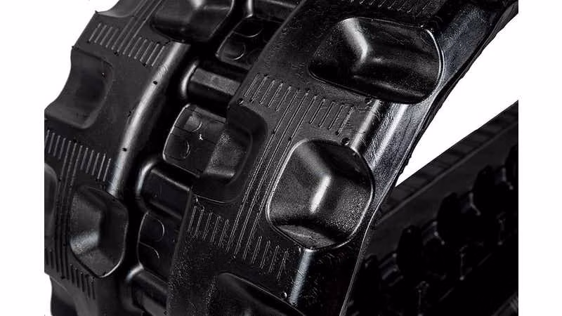 2025 Bobcat 18 Inch H Pattern Loader Track (450 x 84 x 56) (7028228) - Image 4