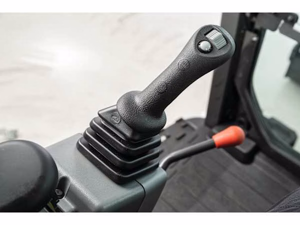 2026 Bobcat E32 (Extendable Arm) - Image 5