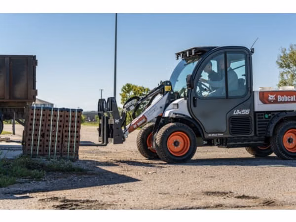 2026 Bobcat Pallet Fork Frame - CII - Image 3